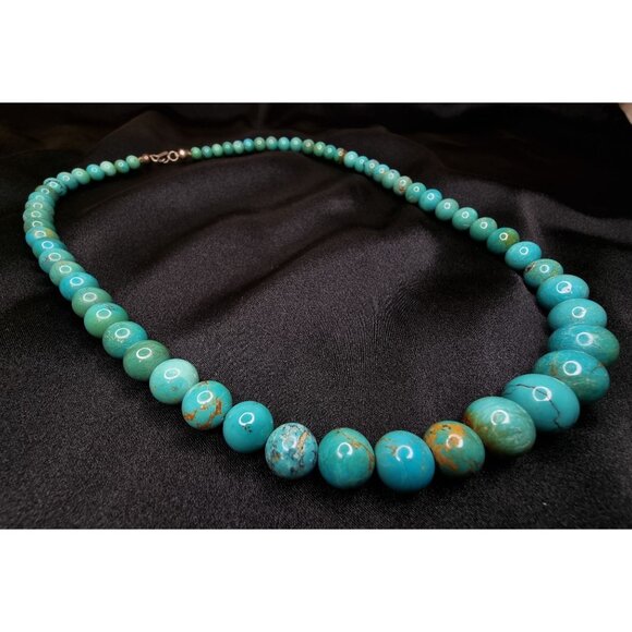 Vintage Late 20th Century Turquoise Graduated Beaded Necklace - Picture 1 of 4